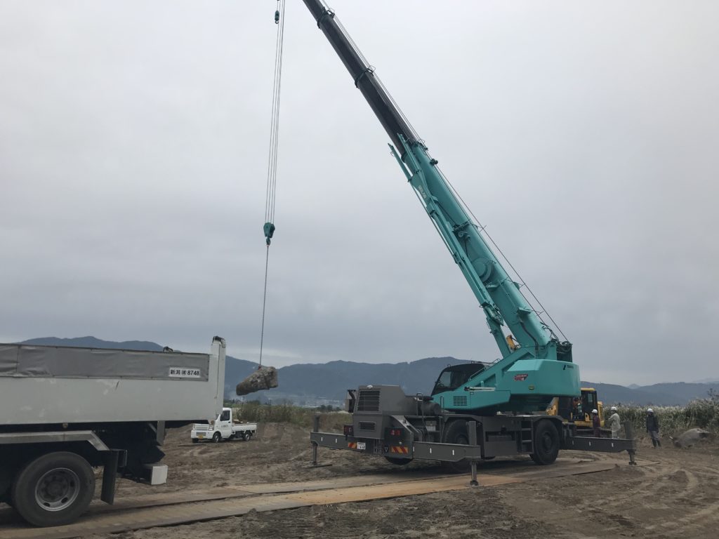 千本柳護岸災害復旧工事