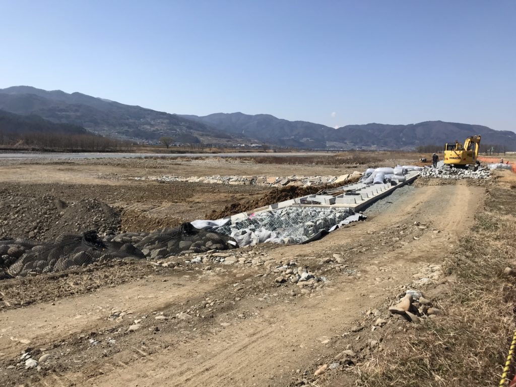 千本柳護岸災害復旧工事