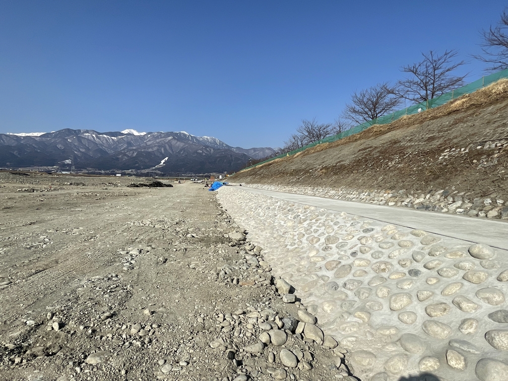 令和3年度三峰川境地区護岸工事